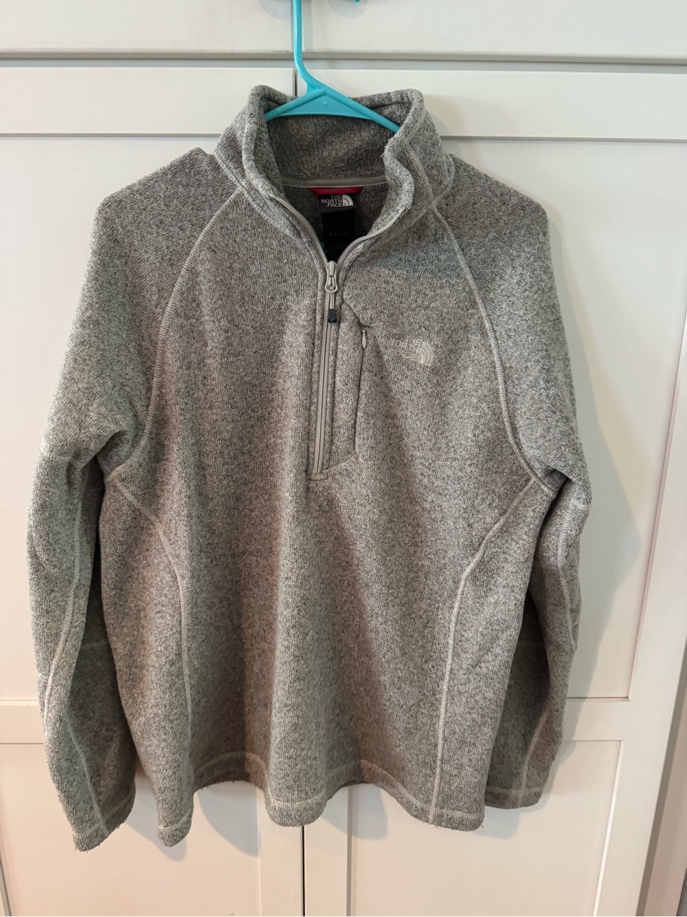 The North Face Men’s Gray Quarter-Zip Fleece Pullover